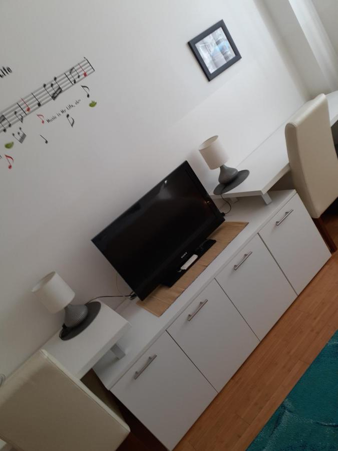 Apartment Megi โมสตาร์ ภายนอก รูปภาพ
